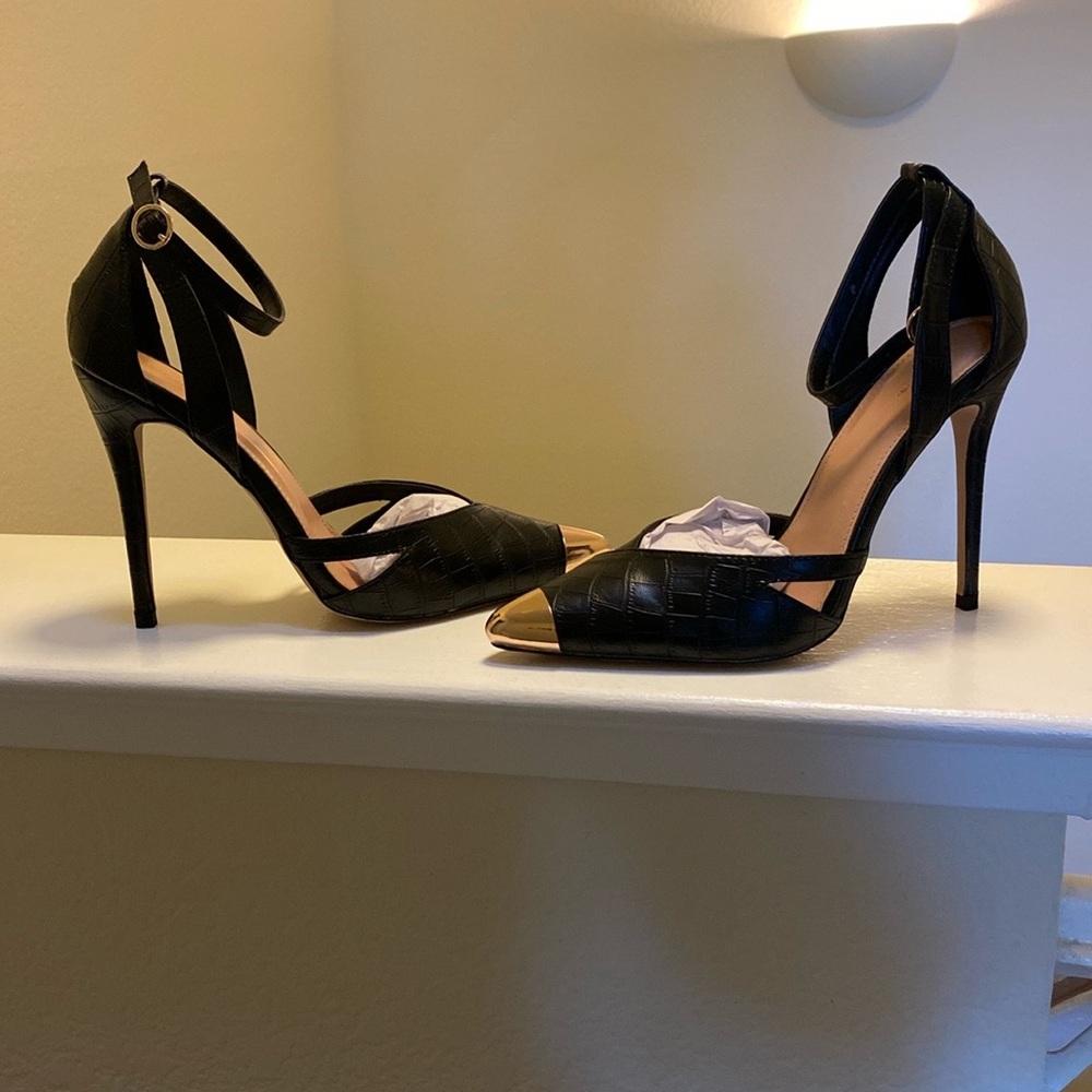 PrettyLittleThing Black Strappy Heels